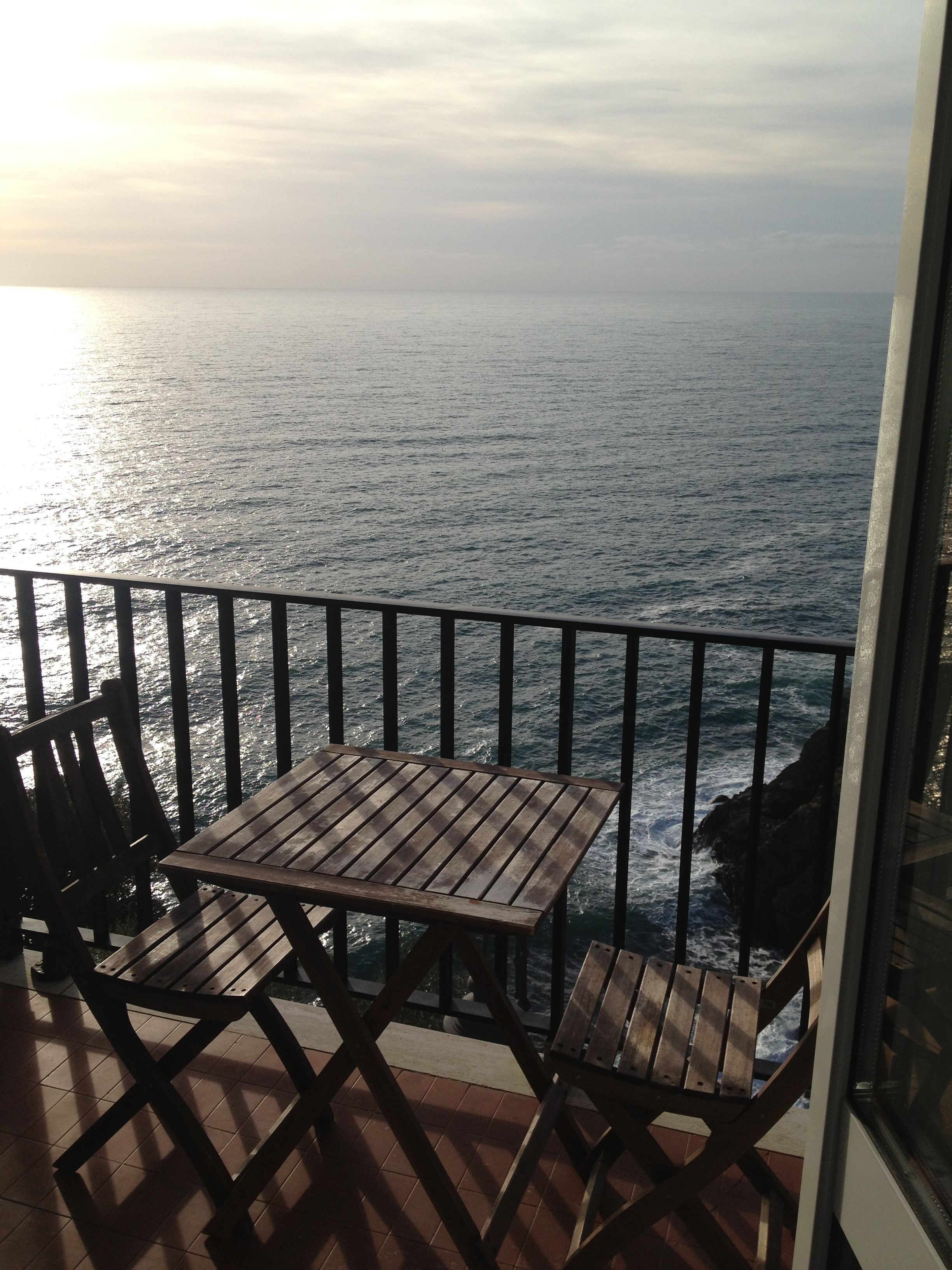 أسرّة بطبقة علوية مريحة وواي فاي مجانًا وملاءات أسرّة