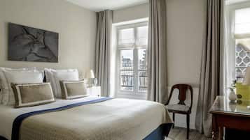 Superior Room with Louvre View | View from room