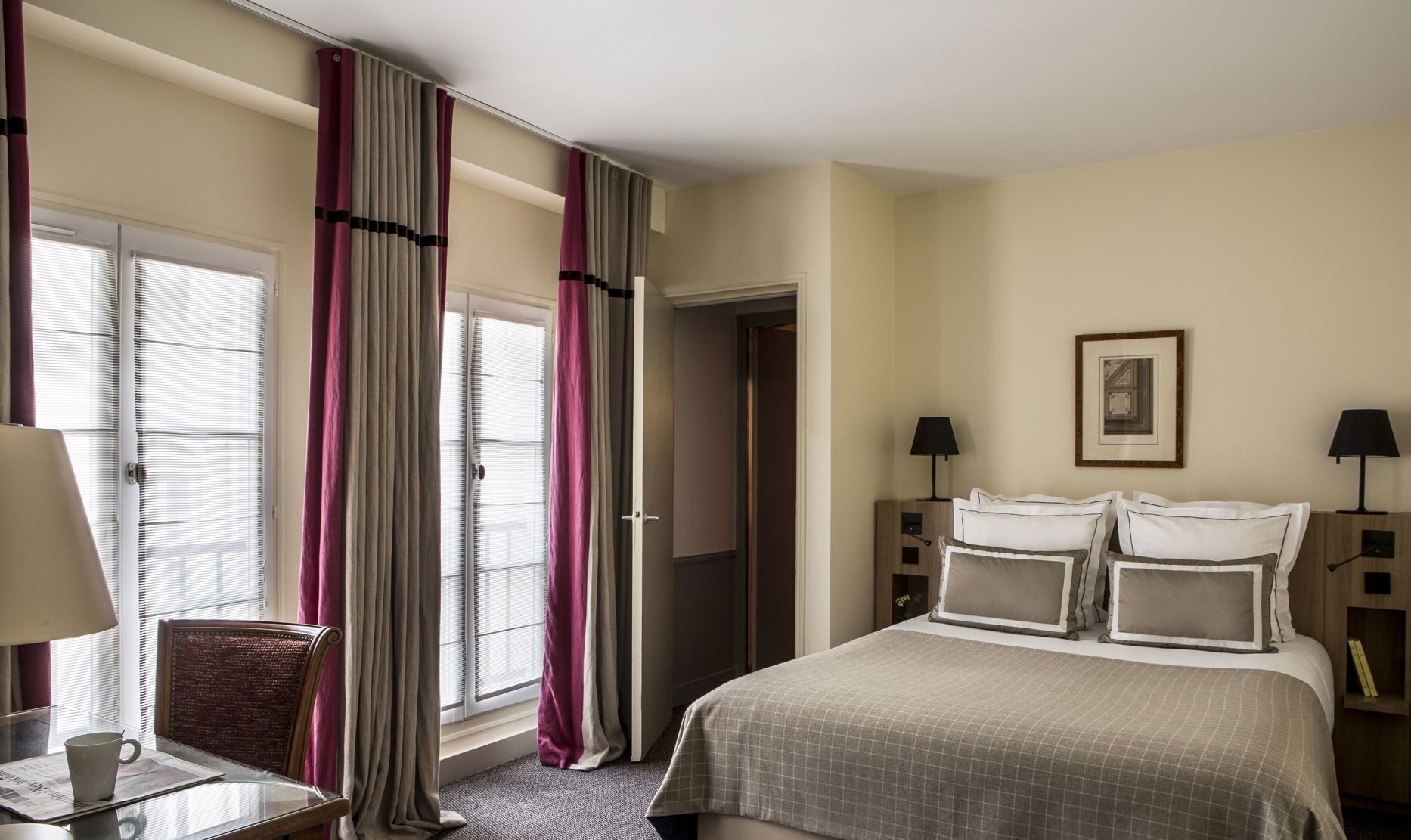 Premium bedding, in-room safe, desk, free WiFi