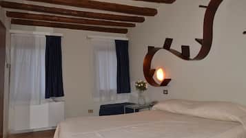 Desk, free WiFi, bed sheets