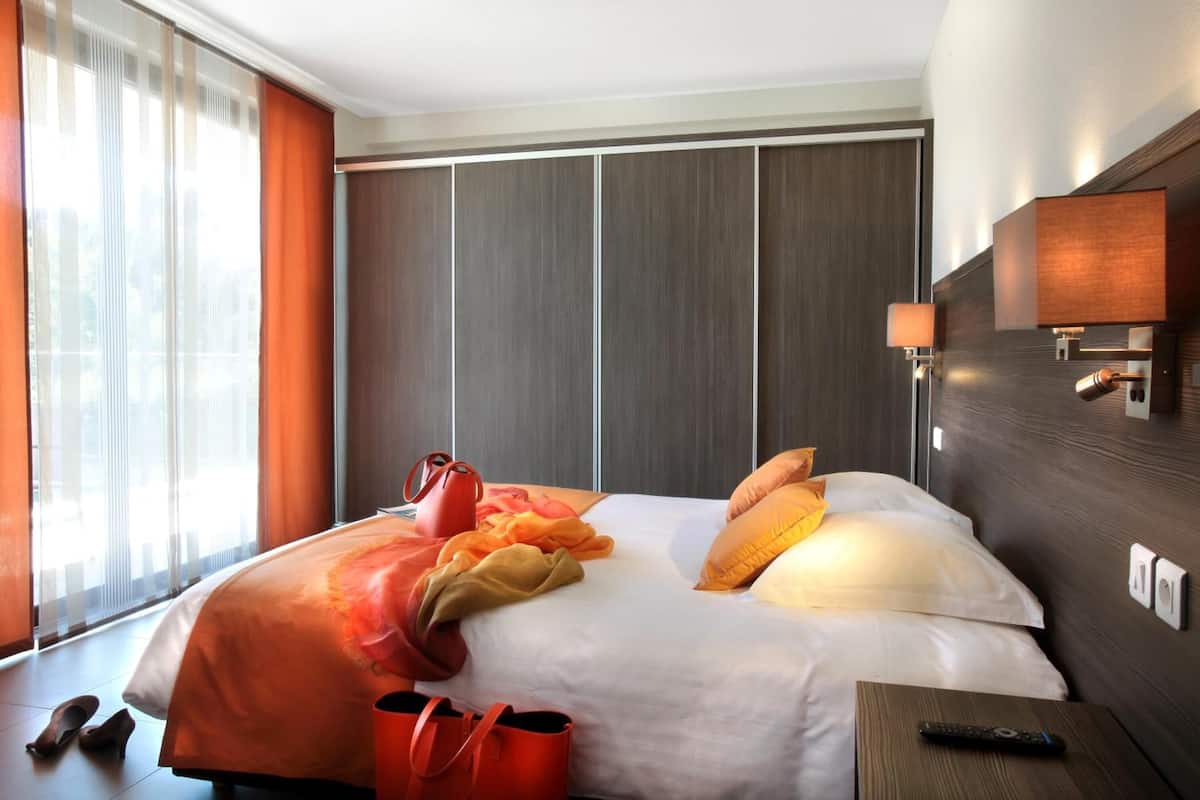Appartement Premium, 2 chambres | 1 chambre, literie de qualité supérieure, minibar