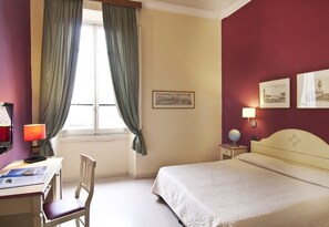 Double or Twin Standard | Living area | LCD TV - Hotel Genzianella (Florence)