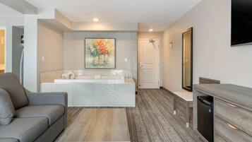 Honeymoon Suite, 1 King Bed, Non Smoking