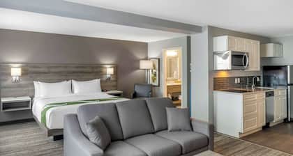 Quality Inn & Suites Amsterdam
