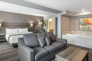 Ropa de cama de alta calidad y minibar 