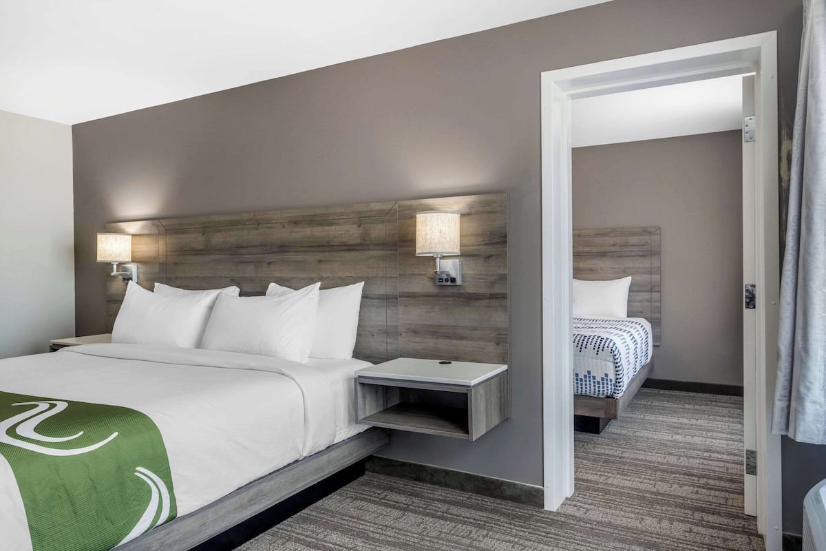 Family Suite, Multiple Beds, Non Smoking | Premium bedding, minibar, in-room safe, desk