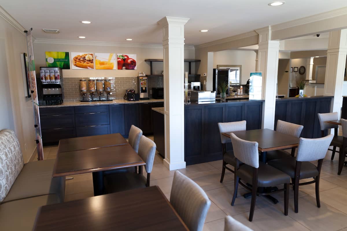 free daily self-service breakfast