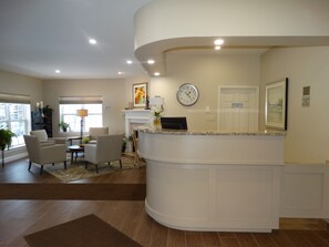 Check-in/check-out kiosk - Amsterdam Inn & Suites Sussex (Sussex)