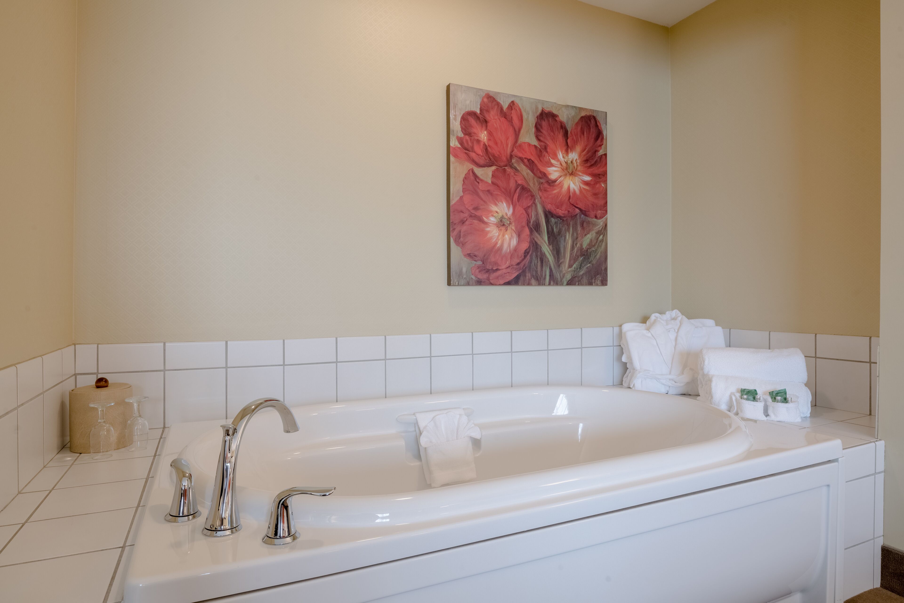 deep-soaking bathtub