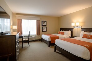 Premium bedding, individually decorated, individually furnished, desk - Amsterdam Inn & Suites Sussex (Sussex)