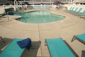 Seasonal outdoor pool, pool umbrellas, sun loungers