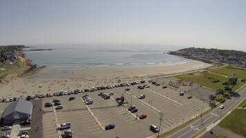 Una playa cerca