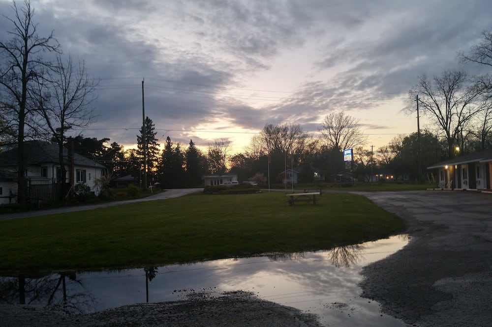 Bayside Motel