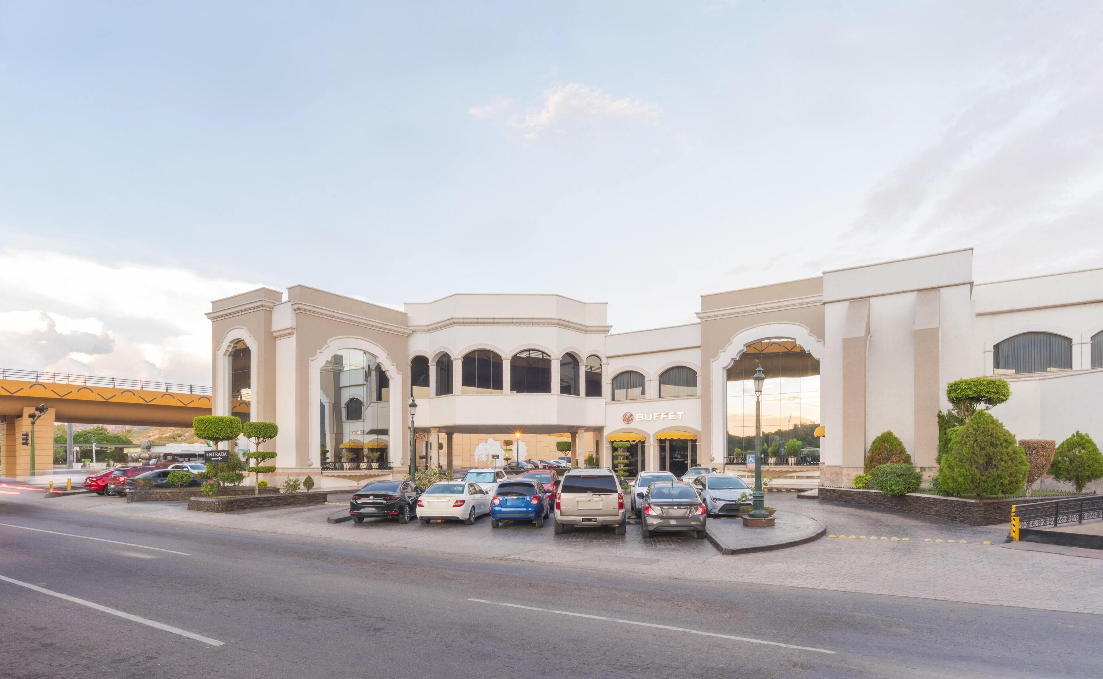 Fachada da propriedade