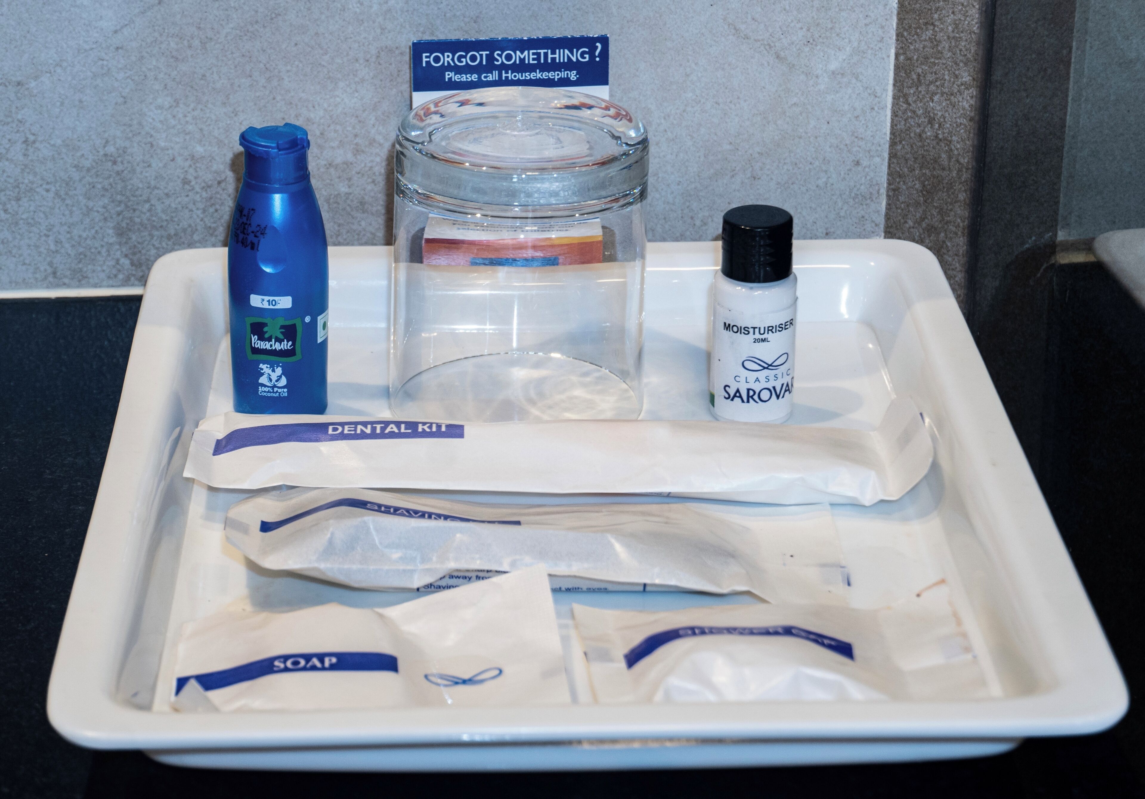 suite, 1 double bed, bathtub | bathroom | separate bathtub and shower, free toiletries, hair dryer, slippers