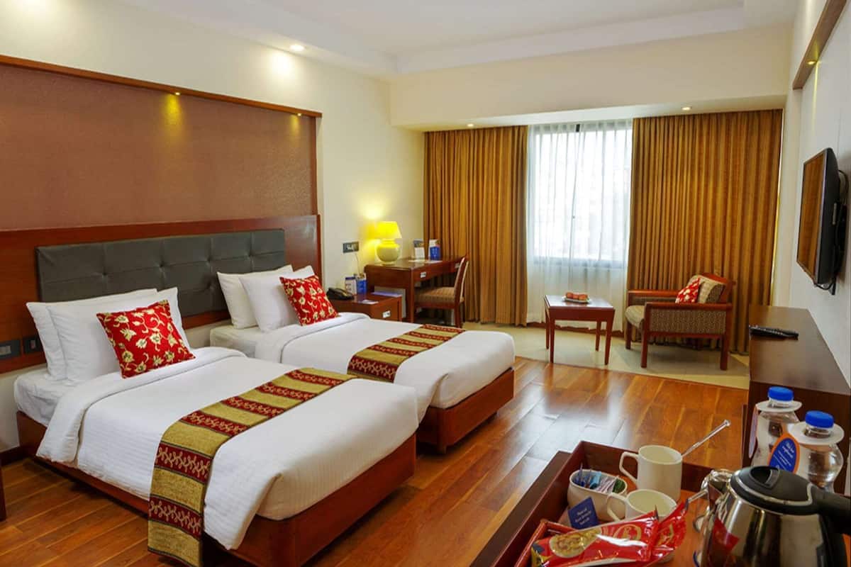 Club-Zimmer, 2 Einzelbetten | Hochwertige Bettwaren, Minibar, Zimmersafe, Schreibtisch