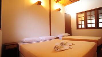 Desk, free WiFi, bed sheets