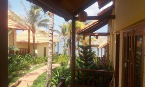 Property grounds - Viet Thanh Resort (Phu Quoc)