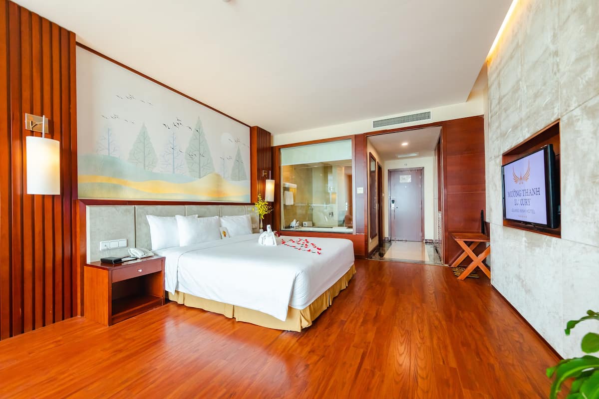 Phòng đôi Premium | Minibar với thức ăn, đồ uống miễn phí, két bảo mật tại phòng, bàn