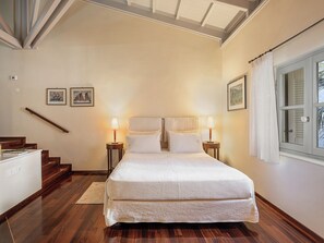 Suite Junior | 1 phòng ngủ, bộ đồ giường cao cấp, minibar, két bảo mật tại phòng 