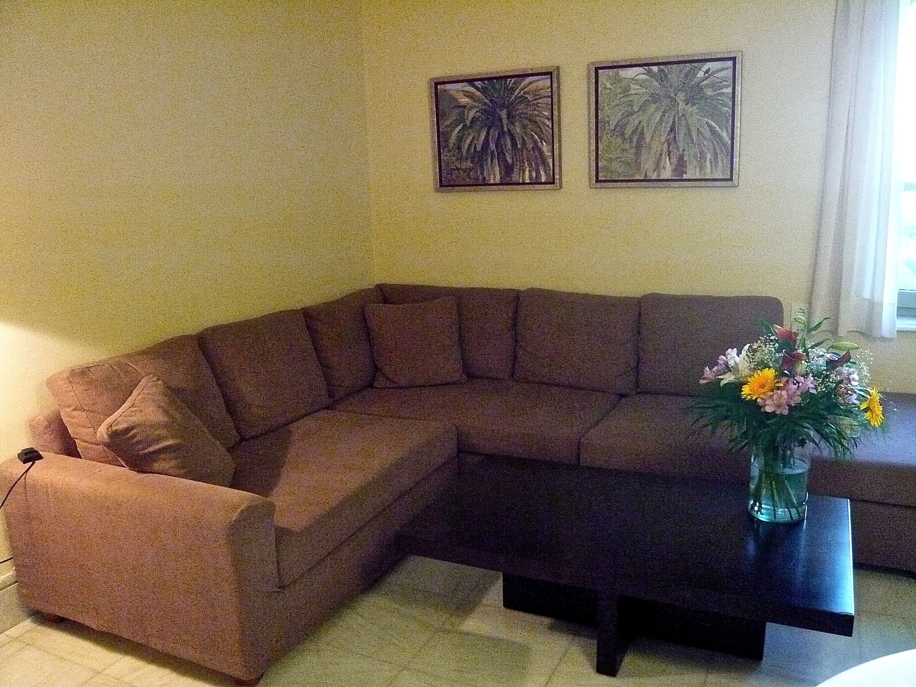 suite | premium bedding, minibar, in-room safe, desk