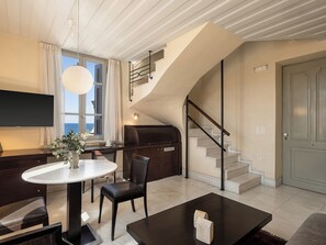 Suite Executive Sea View | 1 soverom, sengetøy av topp kvalitet, minibar og safe på rommet