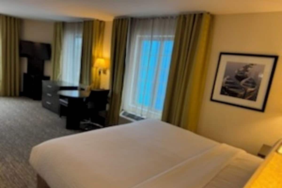 1 Schlafzimmer, Zimmersafe, Schreibtisch, Verdunkelungsvorhänge