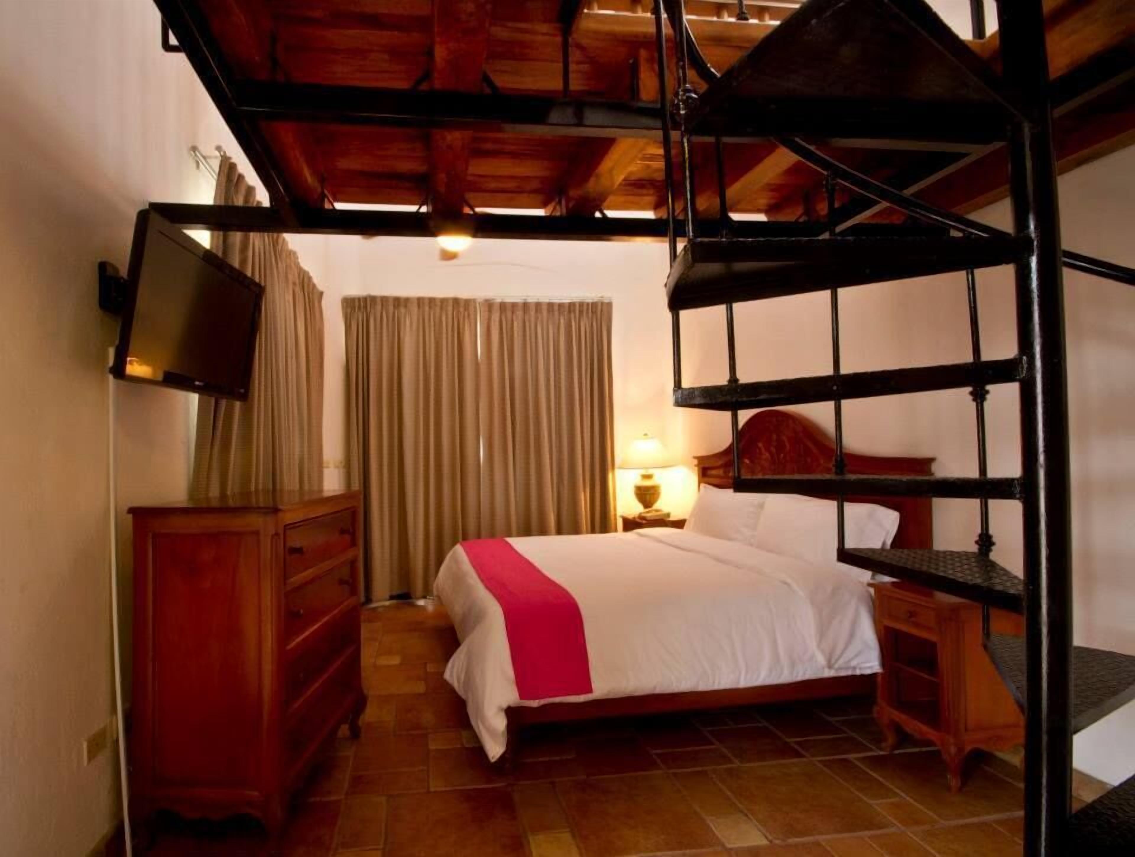 in-room safe, desk, laptop workspace, iron/ironing board