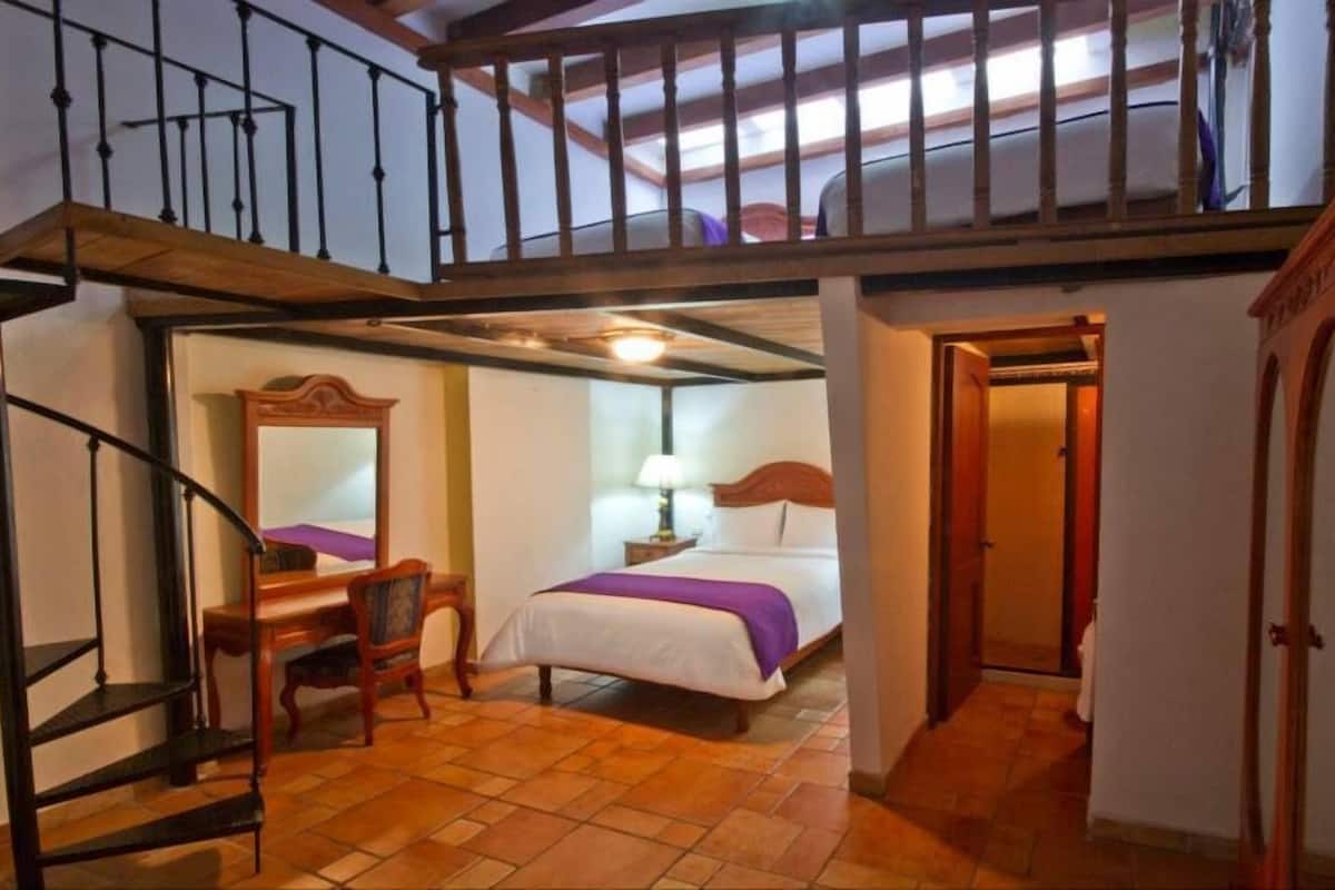 Triple Room | In-room safe, desk, laptop workspace, iron/ironing board