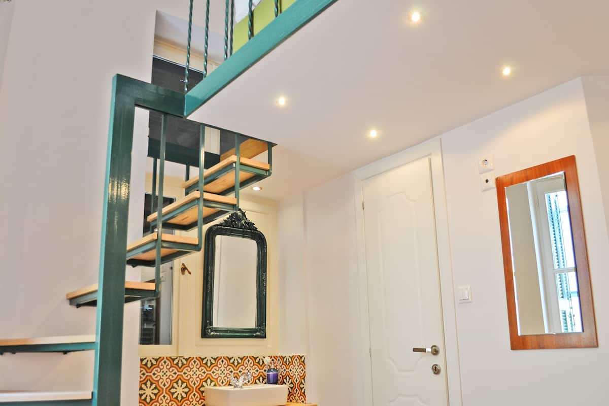 Standard Double or Twin Room with Extra Bed | 거실 공간