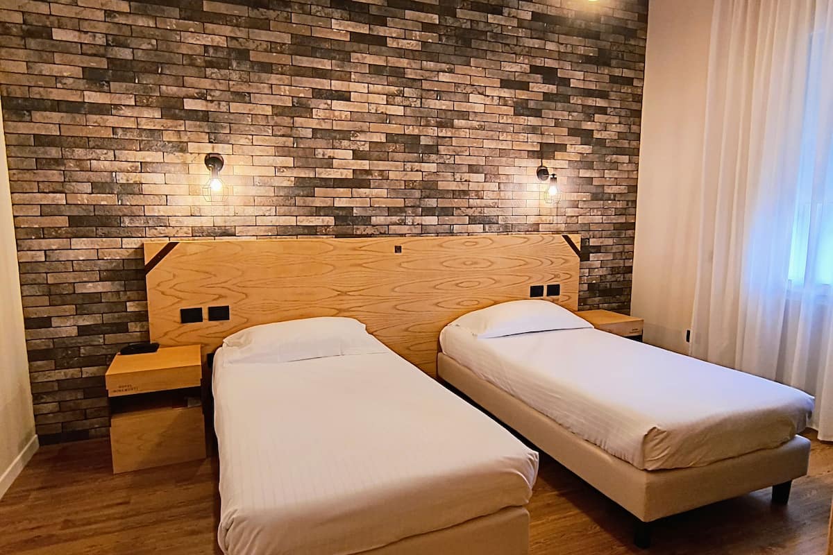 1 bedroom, minibar, in-room safe, desk