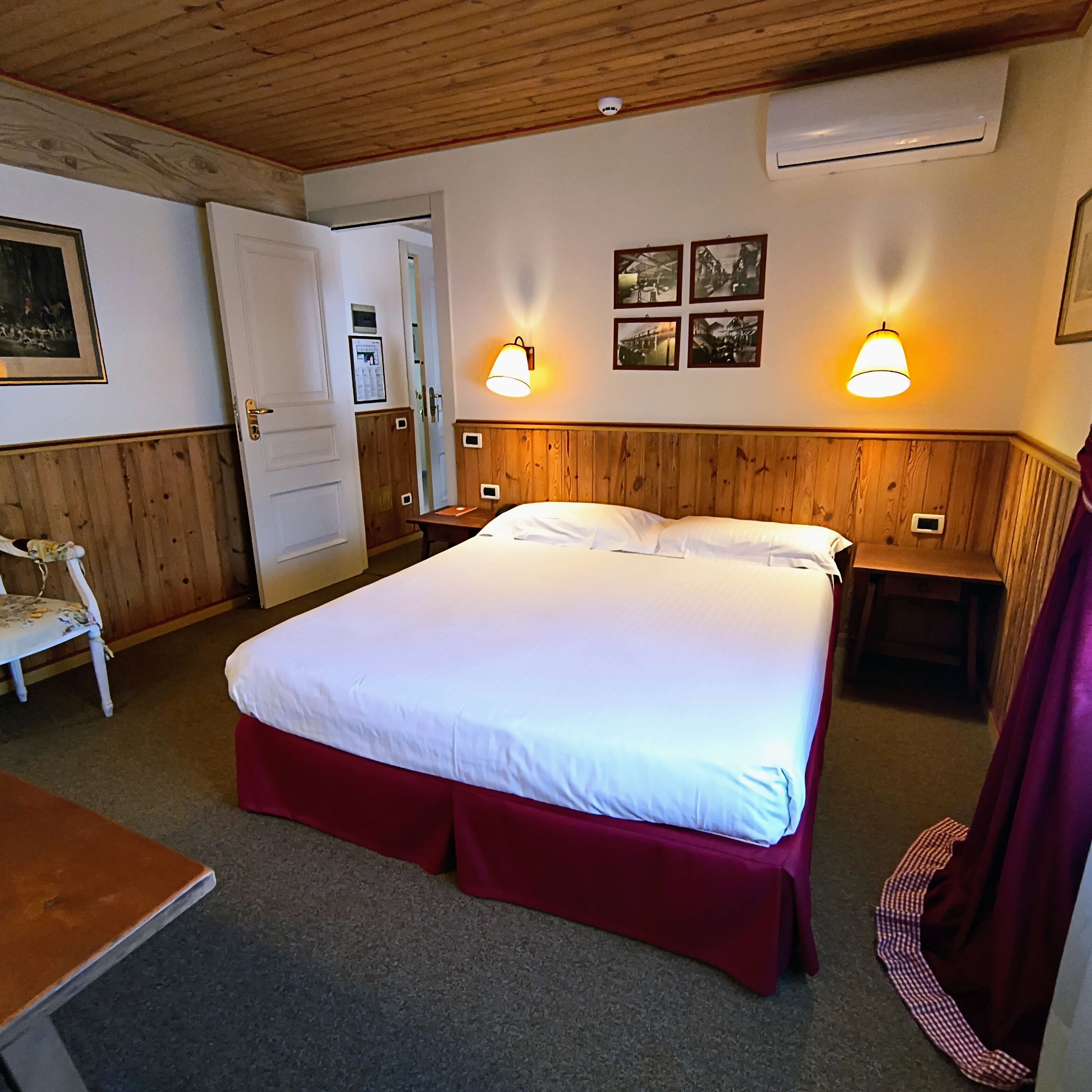 suite | 1 bedroom, minibar, in-room safe, desk