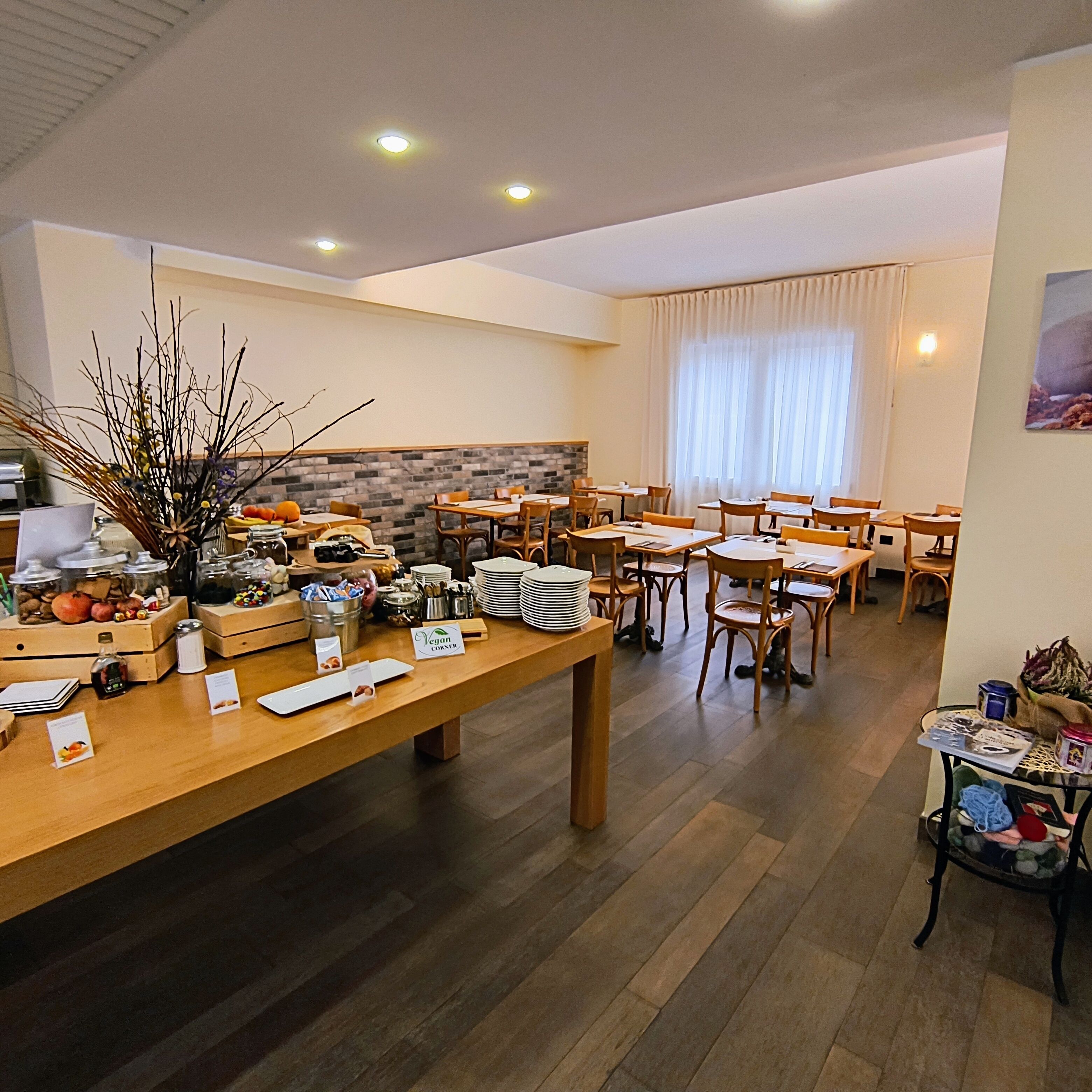 daily buffet breakfast (eur 15 per person)