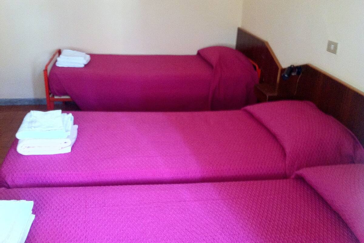 Standard Triple Room | Free WiFi