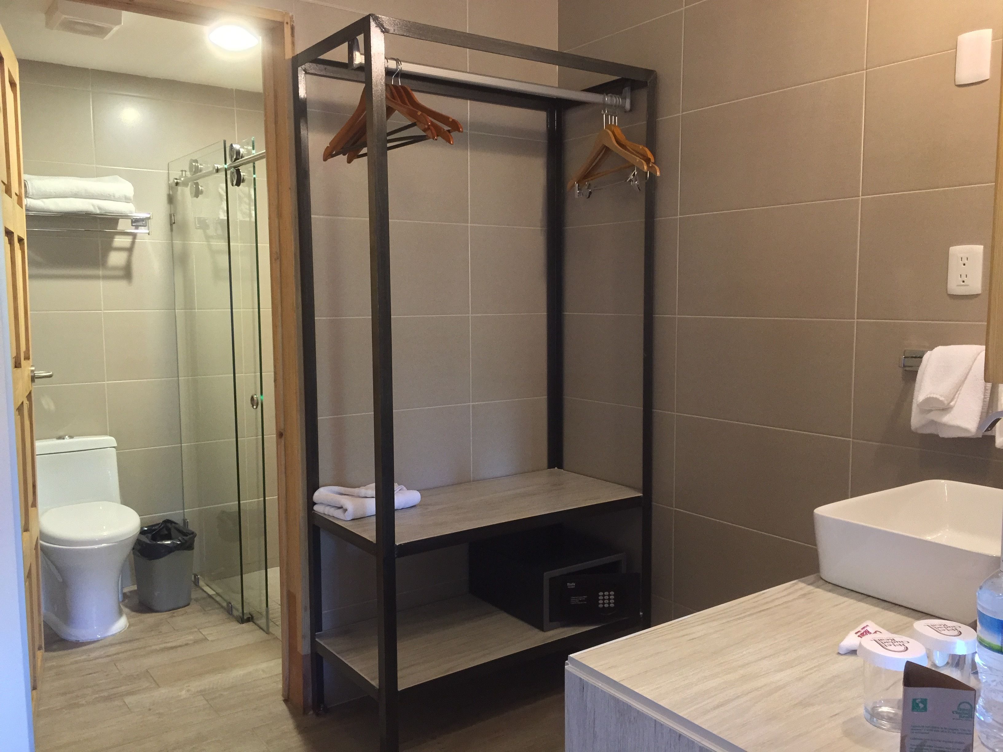 deluxe double room | bathroom | free toiletries, hair dryer, towels, soap