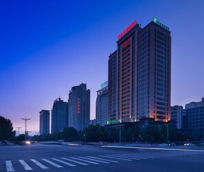Exterior - Holiday Inn Express Luoyang City Center by IHG (Luoyang)