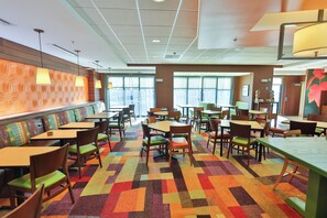 Desayuno continental incluido todos los días