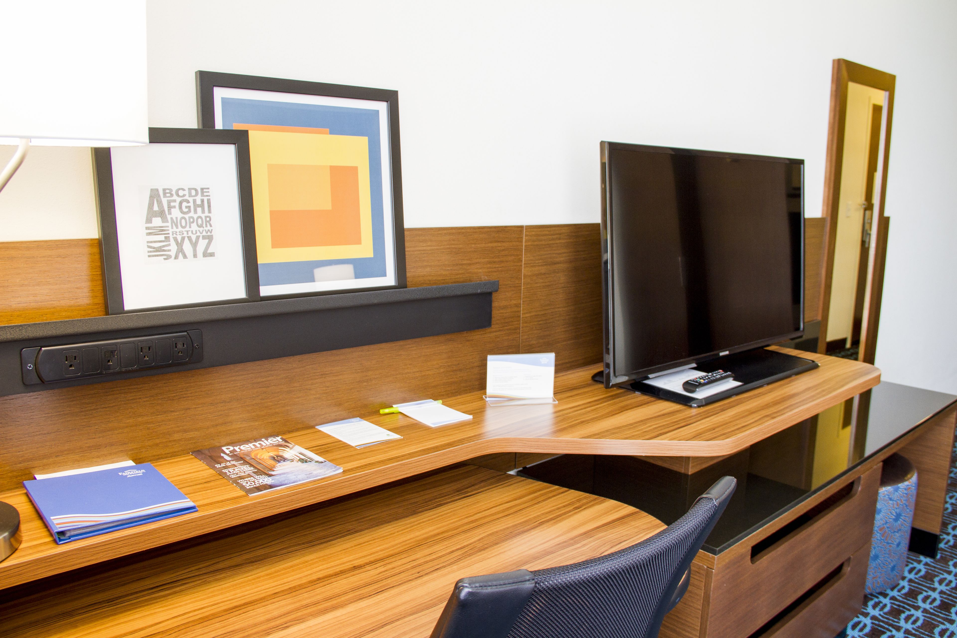 room, 1 king bed (island view) | in-room safe, desk, iron/ironing board, free wifi