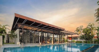 Sunday Sea Two Pool Villa Pattaya