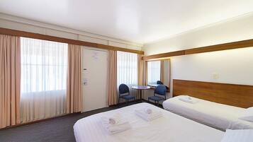 Twin Room | Free WiFi