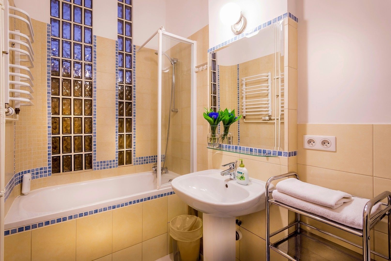 Photo - Chopin Boutique