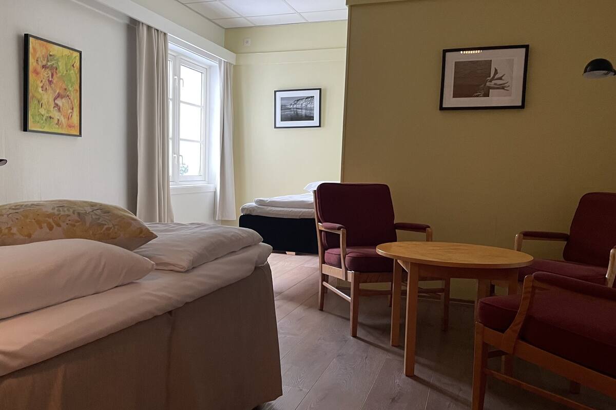 Standaard driepersoonskamer | Pillowtop-bedden, beddengoed