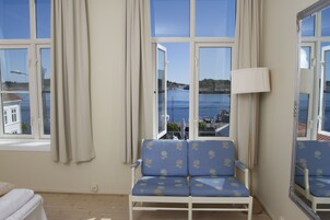 Standard-dobbeltværelse - 1 soveværelse - havudsigt | Senge med topmadrasser, sengetøj