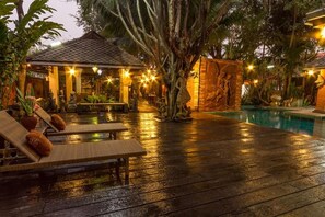 Outdoor pool, a natural pool
