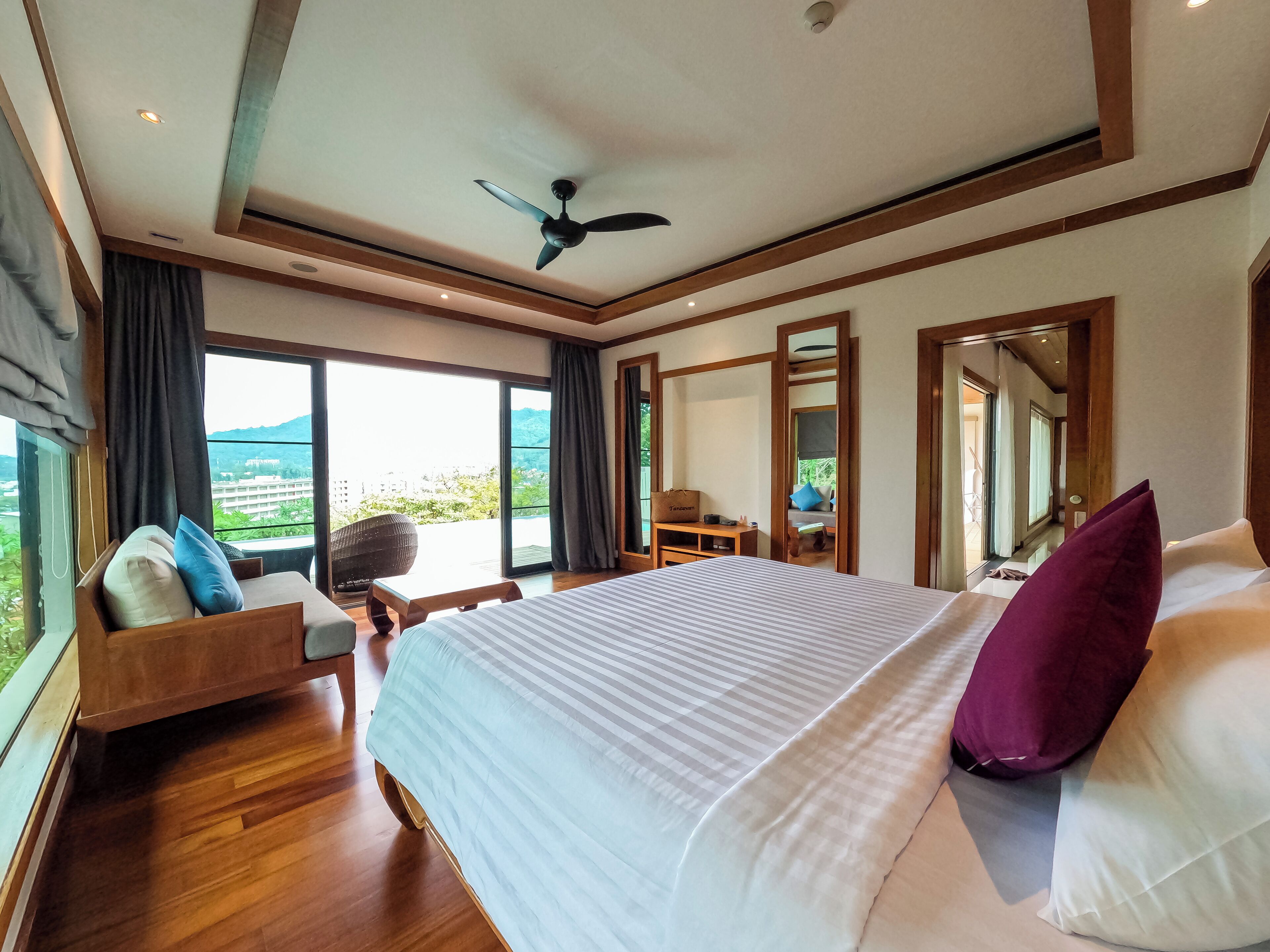 Villa 2 Bedrooms, Private Pool, Ocean View | Minibar, brankas, tirai kedap cahaya, dan kedap suara