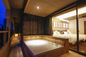 Japanese-Western Style Room (SOLA - Type E), Non Smoking | Outdoor spa tub - Plaza Awajishima (Minamiawaji)