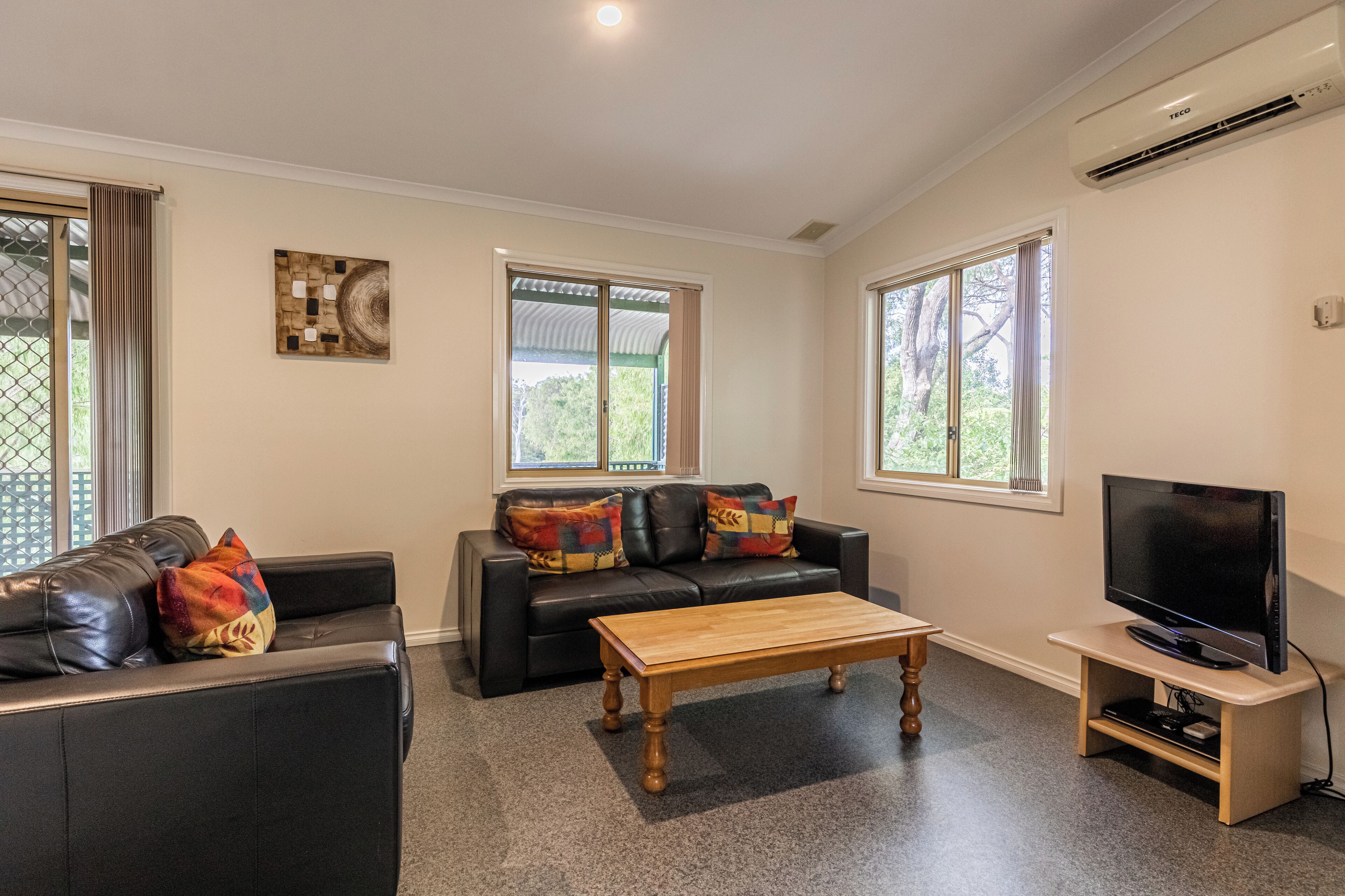 Chalet, 2 Bedrooms | Living area | Flat-screen TV