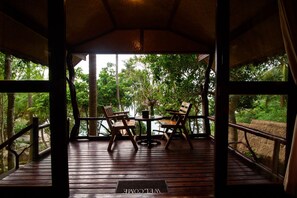 Bungalow | Minibar, iron/ironing board, rollaway beds, free WiFi - Ao Muong Beach Resort (Koh Tao)