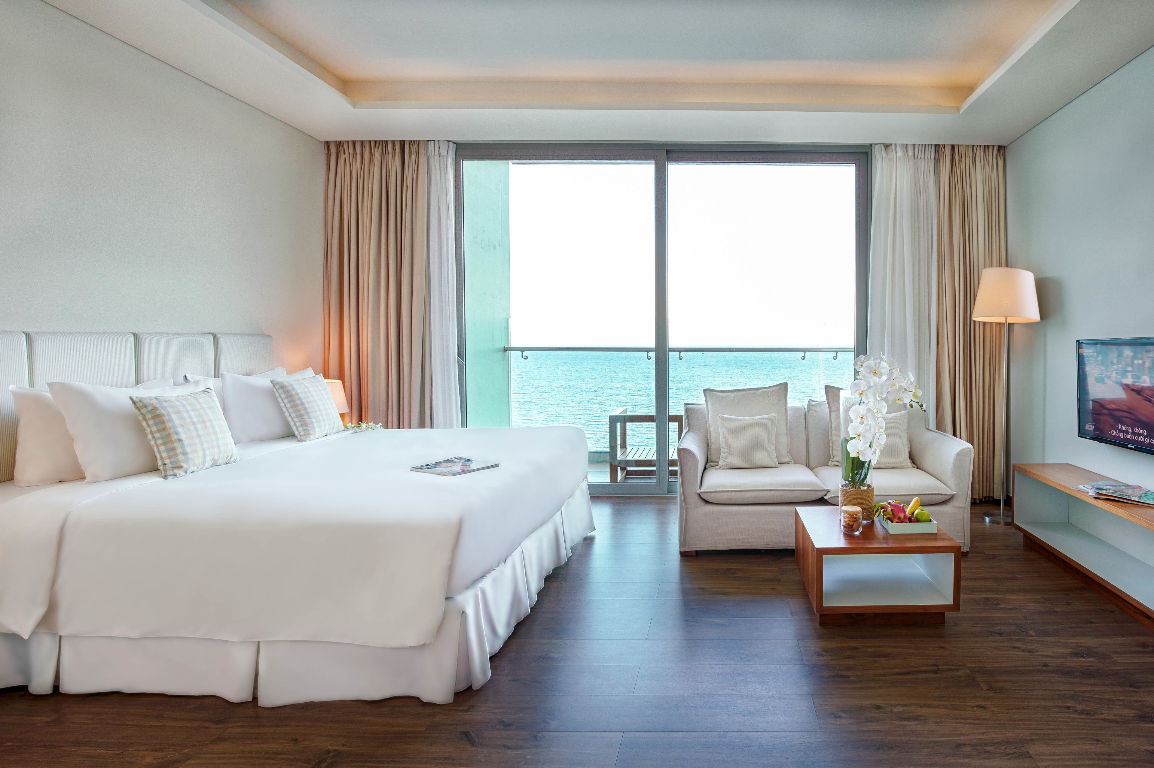 Minibar, in-room safe, desk, blackout curtains