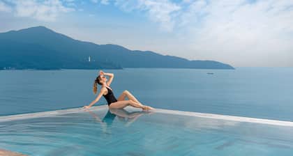 A La Carte Da Nang Beach